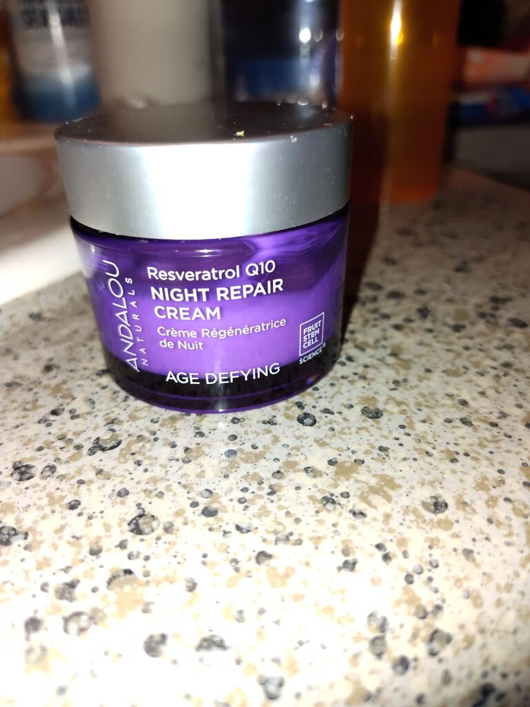 Andalou Naturals Age Defying Resveratrol Q10 Night Repair Cream - Anti-Wrinkle Moisturizer to Hydrate & Smooth - CoQ10 & Resveratrol for Dry Skin - 1.7 oz customer photo 2