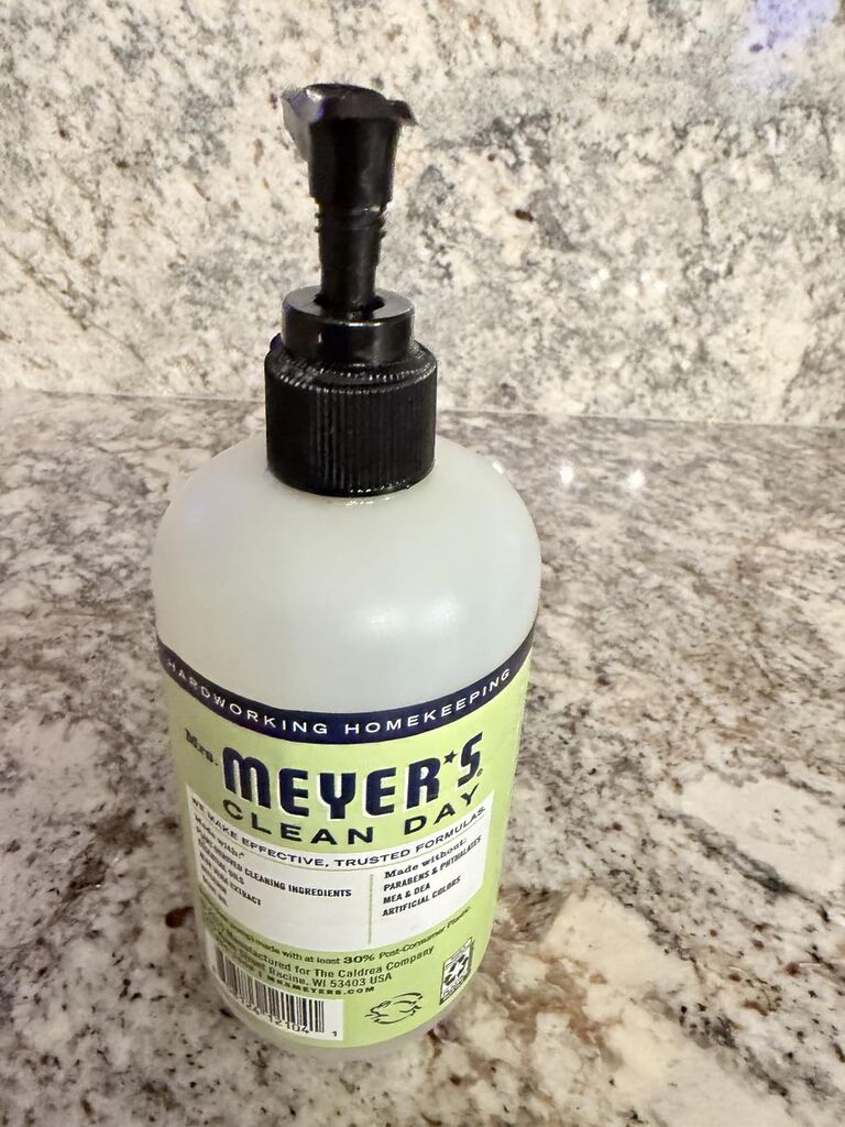 MRS. MEYER'S CLEAN DAY Hand Soap Refill, Lemon Verbena Scent, 33 Fl Oz Bottle customer photo 1