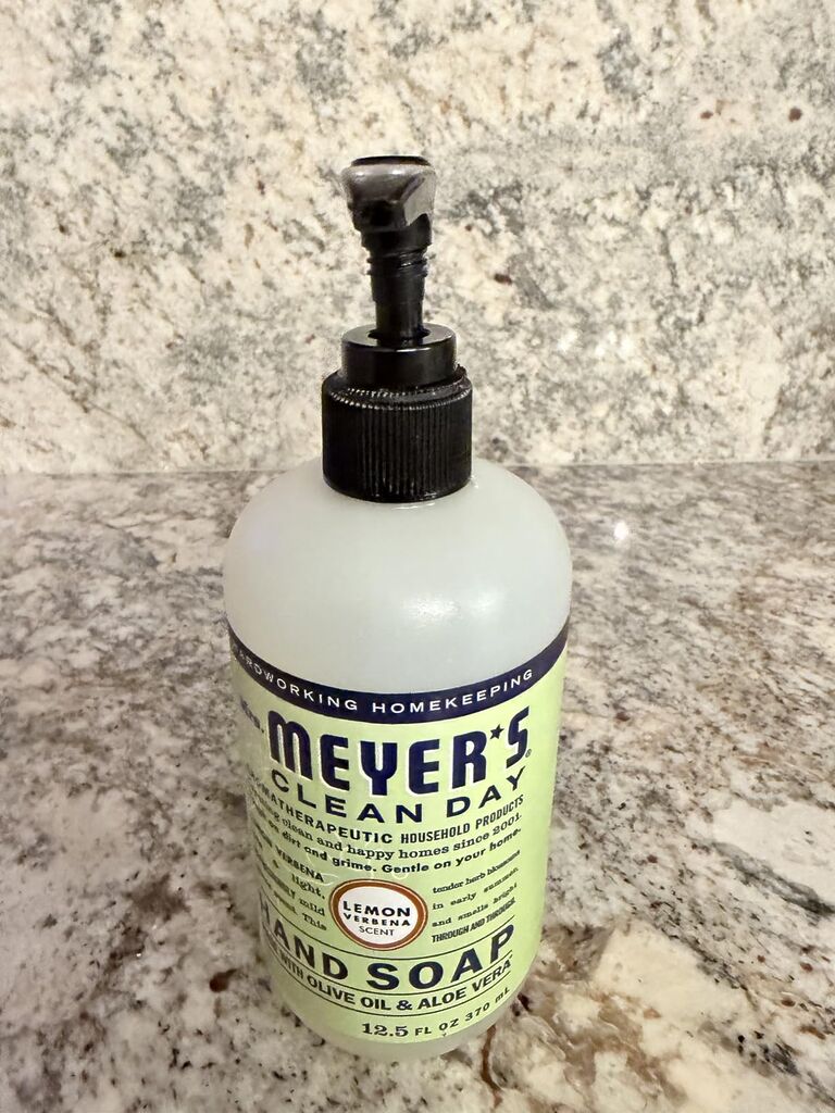 MRS. MEYER'S CLEAN DAY Hand Soap Refill, Lemon Verbena Scent, 33 Fl Oz Bottle customer photo 2