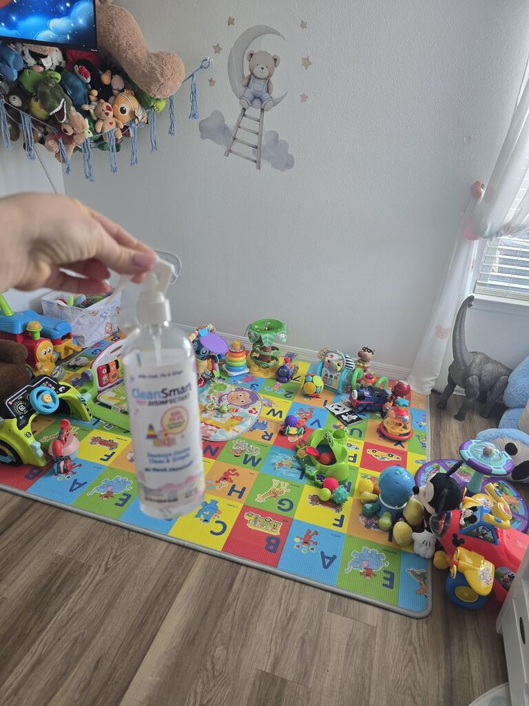 CleanSmart Toy Disinfectant Spray Kills 99.9% of Viruses and Bacteria, Rinse Free, 16 oz Bottle, (Pack of 2) customer photo 1