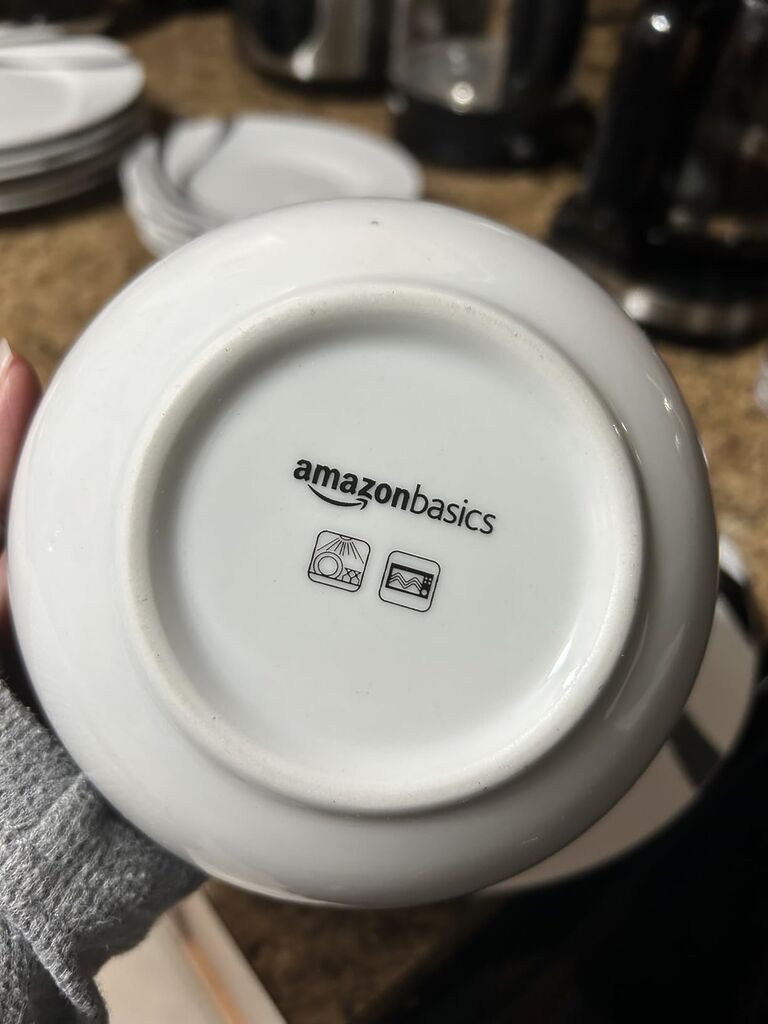 Amazon Basics Dinnerware Set, 18-Piece Kitchen, Plates, Dishes, Bowls, Branches customer photo 2