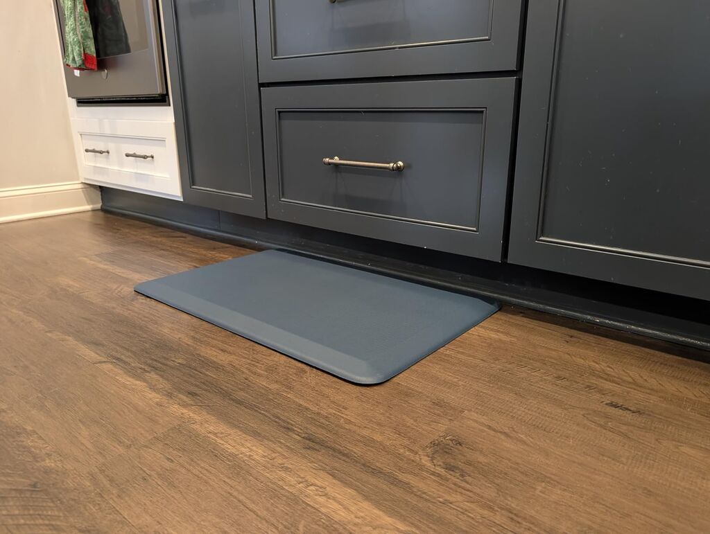 GORILLA GRIP Comfortable Cushioned Kitchen Mats for Floor, Waterproof Stain Resistant Top, 3/4 Inch Thick Ergonomic Standing Desk Anti Fatigue Mat, Supports Ankles and Feet, 17x24, Black customer photo 2