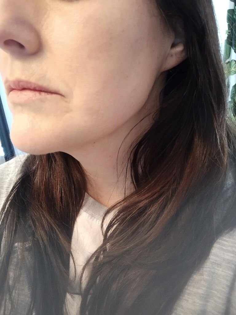 Mom's Secret 100% Natural Foundation, Organic, Vegan, Aloe Based, Natural Sun Protection, Gluten Free, Cruelty Free, Made in the USA customer photo 2