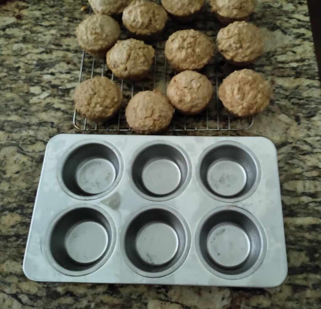 E-far Muffin Pan Set of 2, Stainless Steel Muffin Pan Tin for Baking, 6-Cup Metal Cupcake Pan Tray customer photo 1