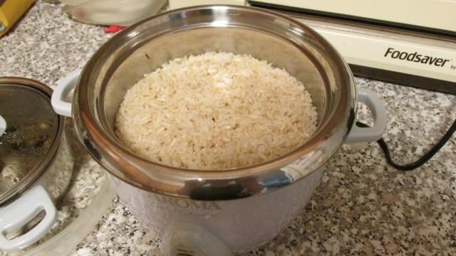 Aroma Housewares 6-Cup (Cooked yield) / 1.2Qt. Select Stainless Pot-Style Rice Cooker, & Food Steamer, One-Touch Operation, White customer photo 1