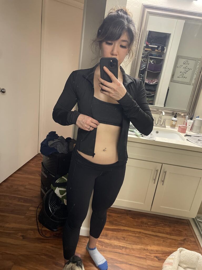 Lviefent Womens Lightweight Full Zip Running Track Jacket Workout Slim Fit Yoga Sportwear with Thumb Holes customer photo 2