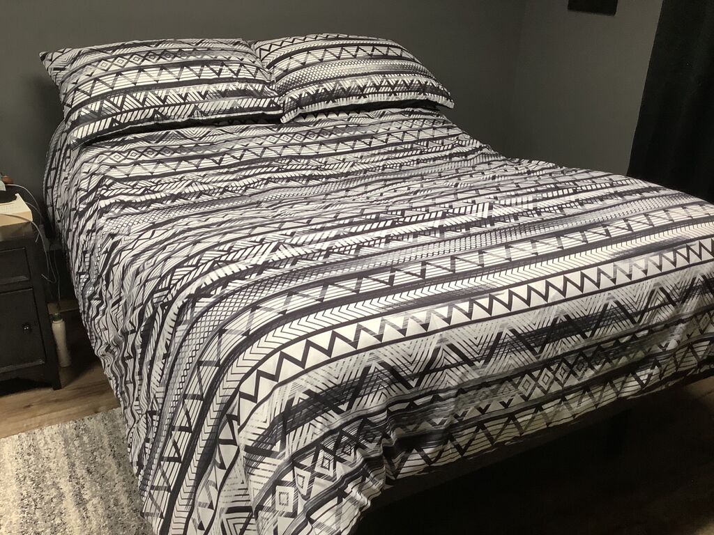 Organic Feather Down Comforter - 100% Organic Cotton Cover, OEKO-TEX & RDS Certified customer photo 2