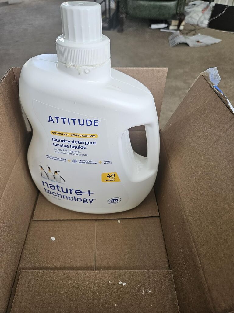 ATTITUDE Liquid Laundry Detergent, EWG Verified, HE Compatible, Plant-Based & Vegan, Natural Laundry Soap, Mountain Fresh Scent, 40 Loads, 67.6 Fl Oz customer photo 2