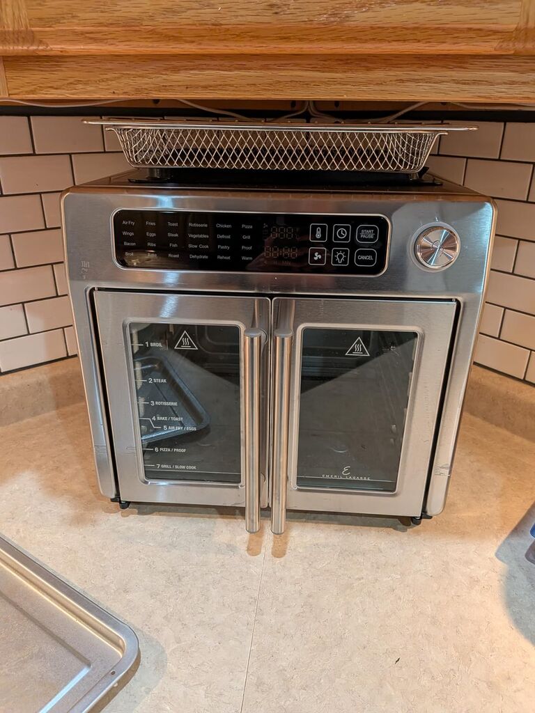Emeril Lagasse Extra Large French Door Air Fryer Toaster Oven Combo, 24 Cooking Functions, 26QT Capacity customer photo 1