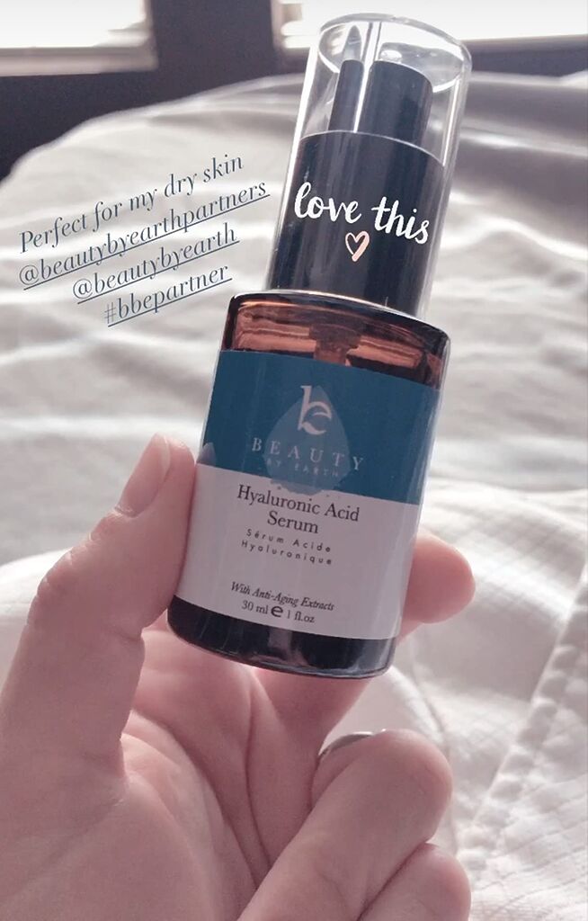 Beauty by Earth Hyaluronic Acid Serum - USA Made with Natural & Organic Ingredients, Hydrating Anti Aging Facial Serum (1 fl oz) customer photo 1