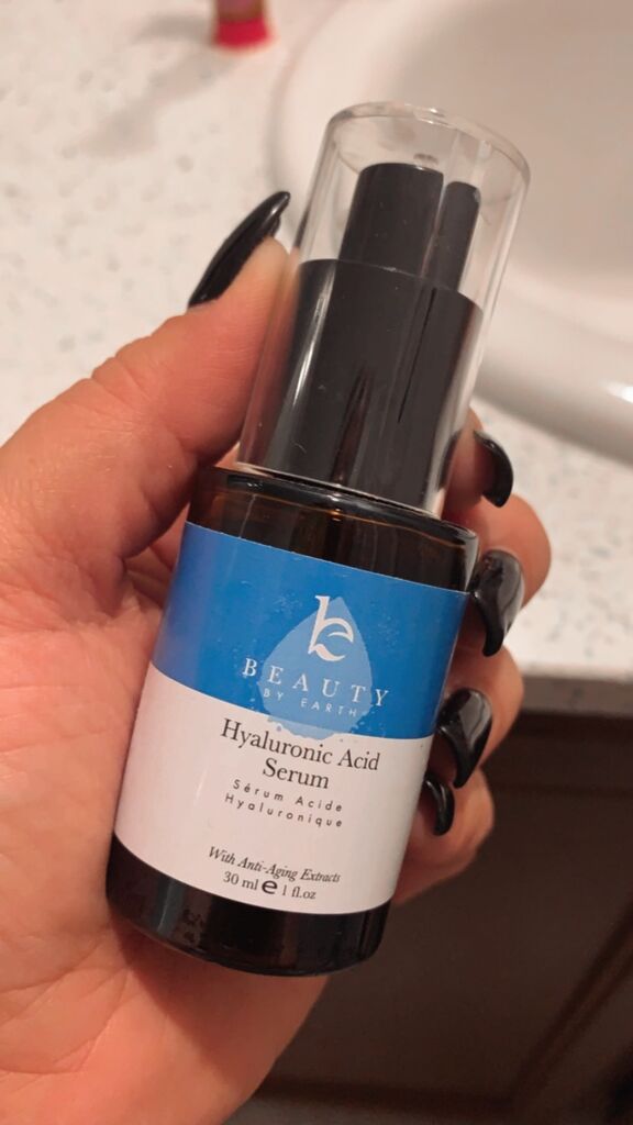 Beauty by Earth Hyaluronic Acid Serum - USA Made with Natural & Organic Ingredients, Hydrating Anti Aging Facial Serum (1 fl oz) customer photo 2