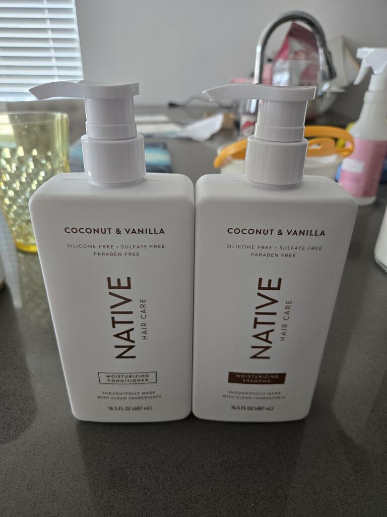 Native Coconut & Vanilla Shampoo and Conditioner Contain Naturally Derived Ingredients | All Hair Types, Color & Treated, Fine to Dry Damaged, Sulfate & Dye Free - 2-Pack customer photo 2