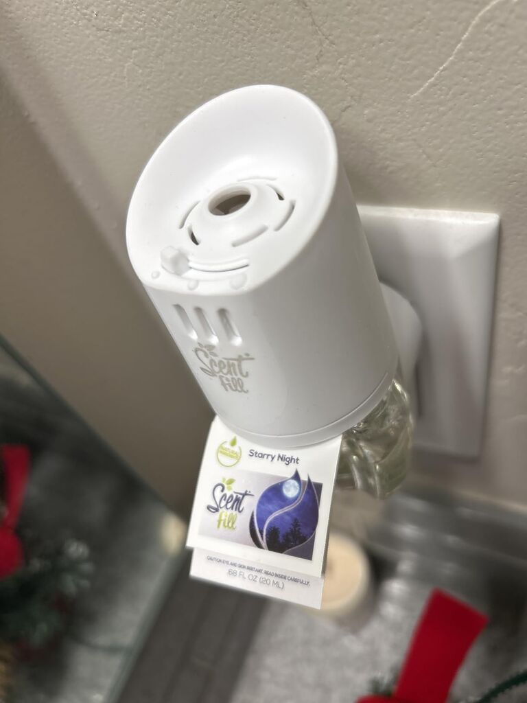 Scent Fill Eucalyptus Spearmint Plug in Air Freshener, Scented Oil Refills, 2 Refills + Diffuser customer photo 2