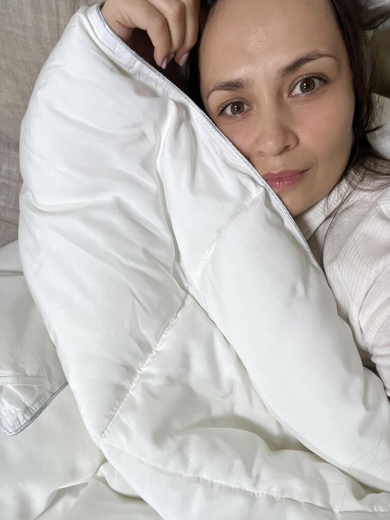 100% Cooling Bamboo Comforter - Hypoallergenic Queen Size Duvet Insert, OEKO-TEX 100 Certified customer photo 2