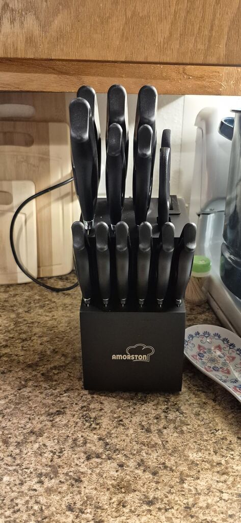 Knife Set, 15 Pieces Kitchen Knife Set with Built in Sharpener, High Carbon German Stainless Steel Knife Block Set, Dishwasher Safe, Fathers Day Gift for Men customer photo 2