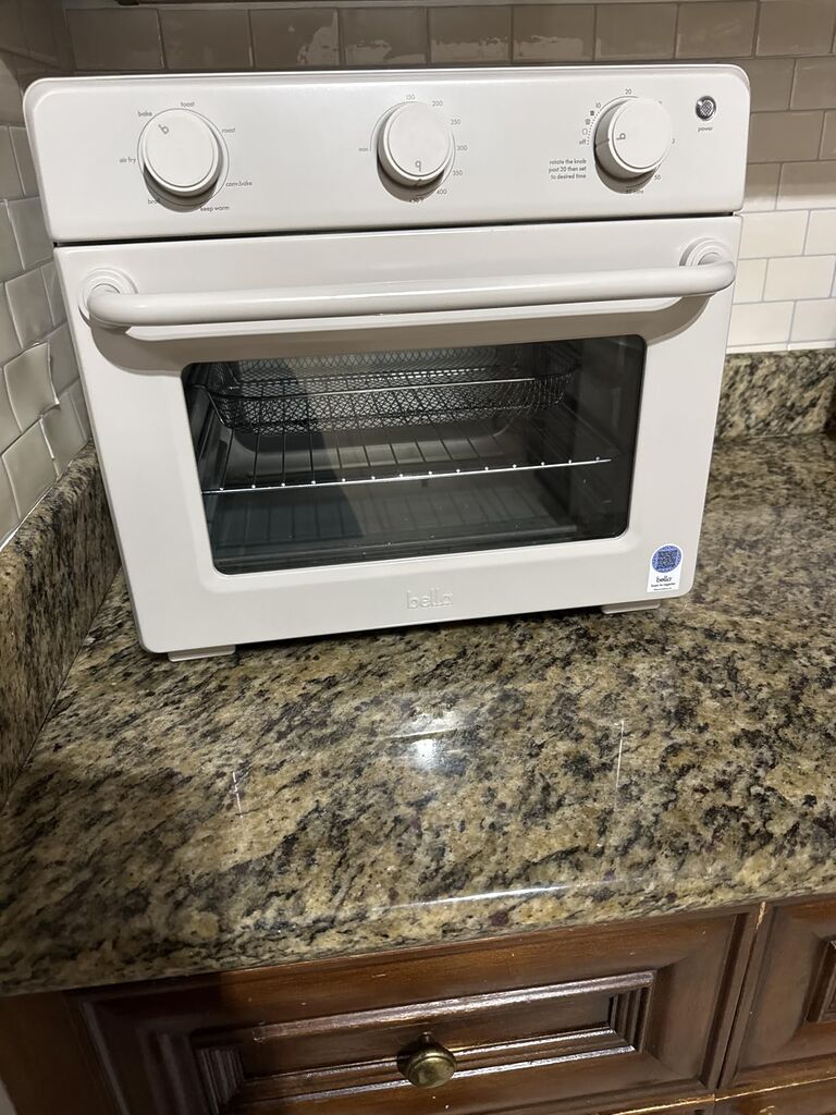 Bella Air Fry Toaster Oven with 7 Preset Cooking Options customer photo 1