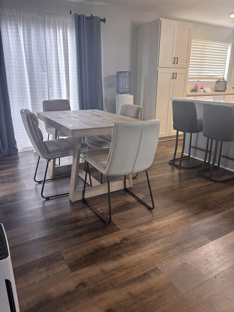 Plank+Beam 72 Inch Farmhouse Dining Table, Solid Wood Rustic Kitchen Table, Large Wooden Rectangular Dinner Table (Pecan Wirebrush) customer photo 2