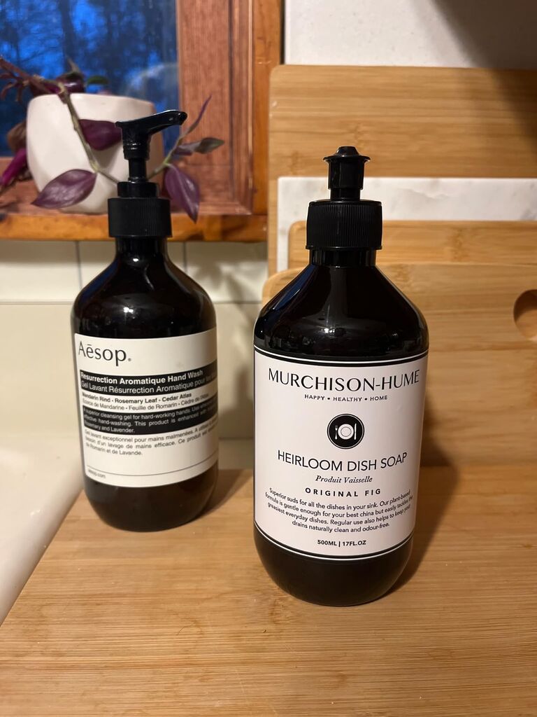 Murchison-Hume Heirloom Dish Soap | Plant-Based Dishwashing Liquid | Tough on Grease | Gentle on Hands & Sensitive Skin | Non-Toxic | Safe for Fine China | Australian White Grapefruit | 16 fl oz customer photo 1