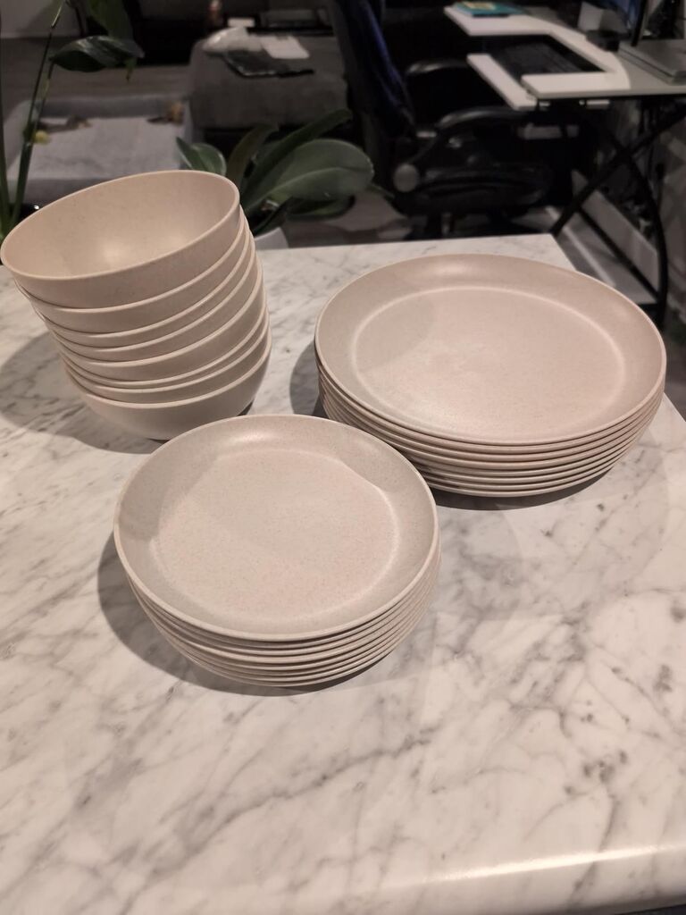 Grow Forward 24-piece Premium Wheat Straw Dinnerware Sets for 8 - Unbreakable Dishwasher & Microwave Safe Plastic Plates and Bowls Sets - Patio, Outdoors, RV, Camping Dishes - Sahara customer photo 2