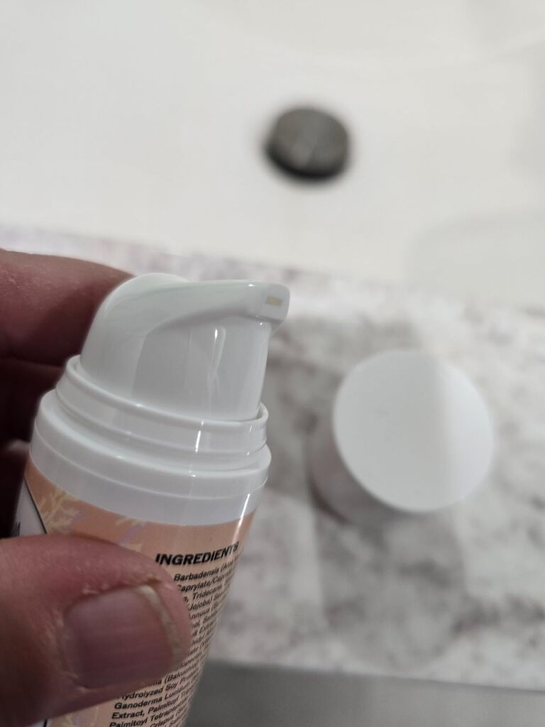 LilyAna Naturals Bakuchiol Face Lift Cream with Sea Moss and Peptide Complex - Face Cream for Women - Moisturizing and Lifting Facial Cream - Anti-Aging Overnight Moisturizer - Made in the USA - 1 oz customer photo 2