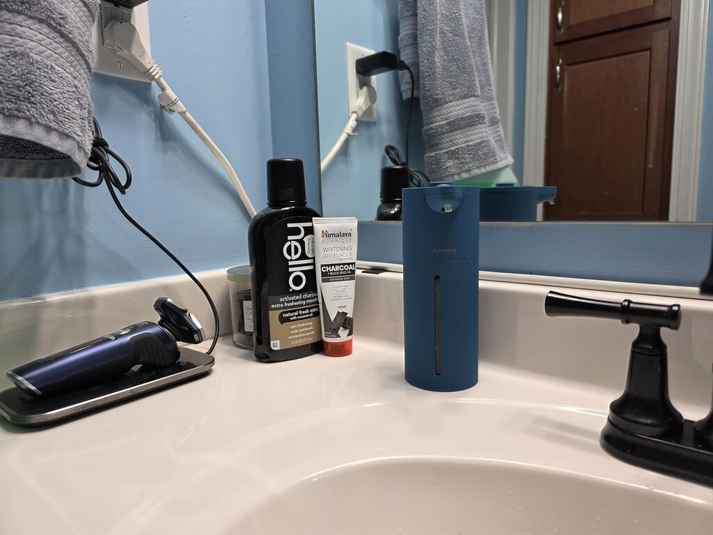 Aunmaon Automatic Soap Dispenser Touchless, Hands-Free, Multi Adjustable Volume, Long Battery Life, Compatible with Thick & Thin Dish/Hand Soap for Bathroom and Kitchen, Easy for Toddlers, Black customer photo 1