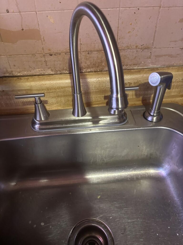 HURRAN 2-Handle Kitchen Faucet with Pull-Out Side Sprayer, 8 Inch High Arch Stainless Steel 360Rotating Kitchen Sink Faucet customer photo 1