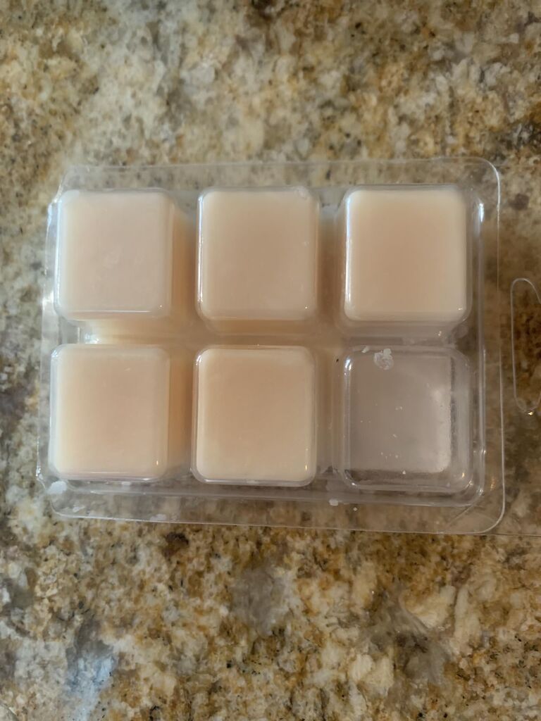 Farm Raised Candles Weekend Variety 5 Pack Soy Wax Melts customer photo 2