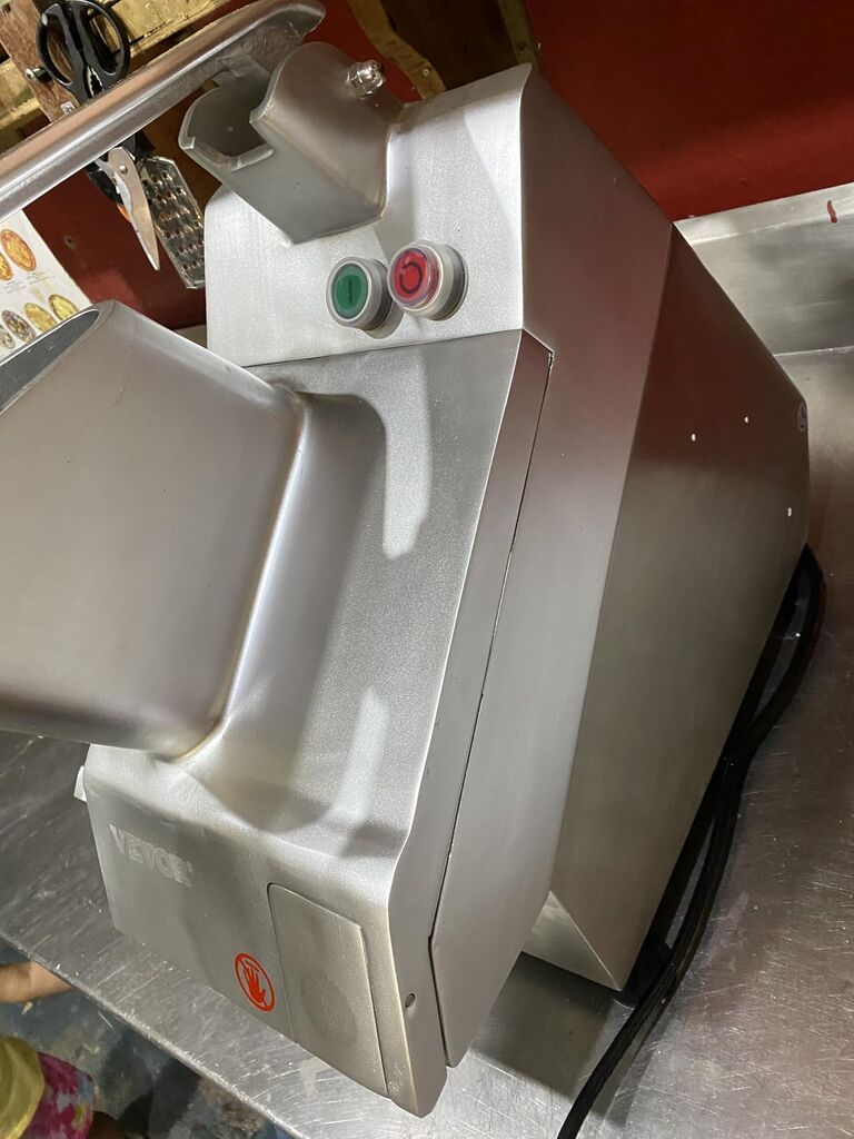 VEVOR Food Processor & Vegetable Chopper, 750W Commercial Grade with Detachable 6 Blades, Dual Feeding Holes, Stainless Steel customer photo 1