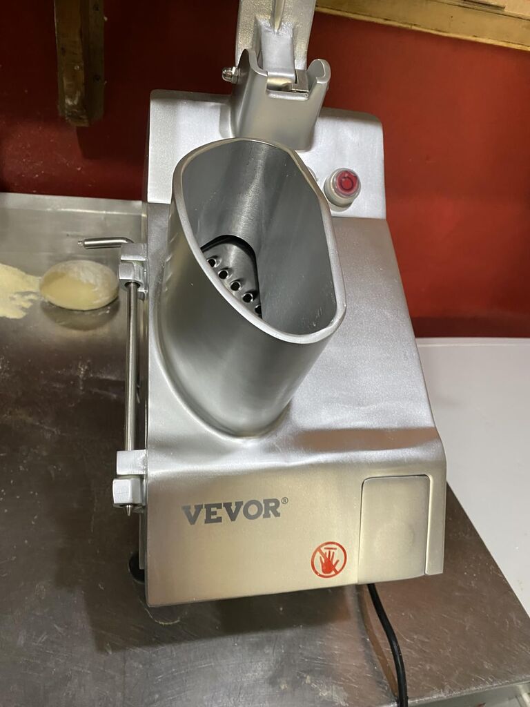 VEVOR Food Processor & Vegetable Chopper, 750W Commercial Grade with Detachable 6 Blades, Dual Feeding Holes, Stainless Steel customer photo 2