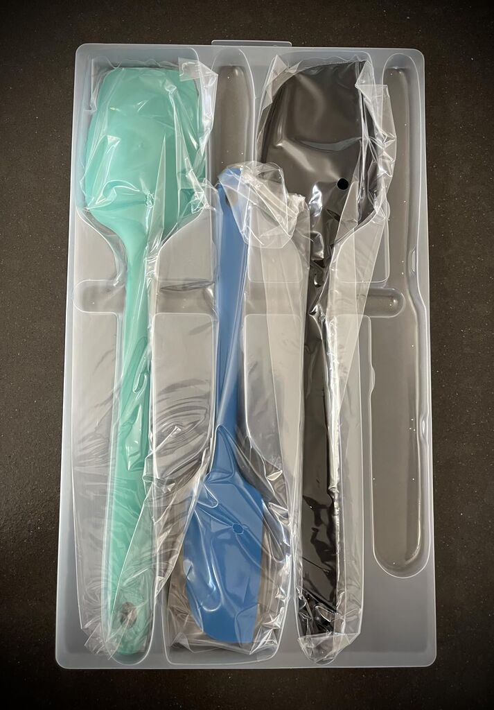 3-Piece Silicone Spatula Scrapers: Doosu 600°F Heat Resistant Food Grade Kitchen BPA Free Rubber Baking Cooking Tool Nonstick Utensil Set for Mixing, Scraping, Folding, Stirring, Serving (Multi-3) customer photo 1