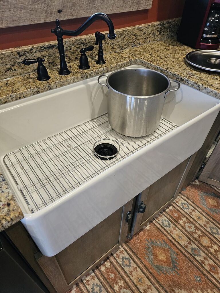 DeerValley White Farmhouse Sink Workstation 33 Inch Fireclay Apron Front Farm Sinks Single Bowl Heavy Duty Deep Drop-in Undermount Sink with Workstation Accessories customer photo 1