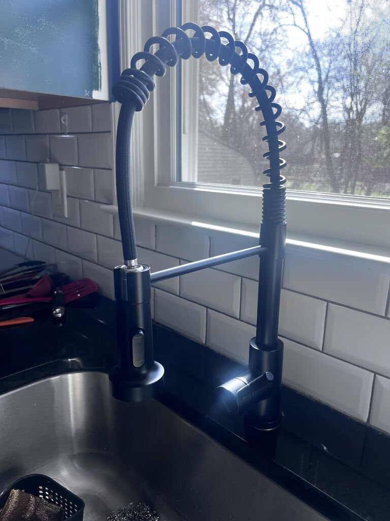 GIMILI 3 in 1 Kitchen Faucet with Pull Down Sprayer Matte Black Two Handle Kitchen Sink Faucet with Under Sink Water Filter System Reduces PFAS, PFOA/PFOS, Lead, Chlorine, Bad Taste & Odor customer photo 2