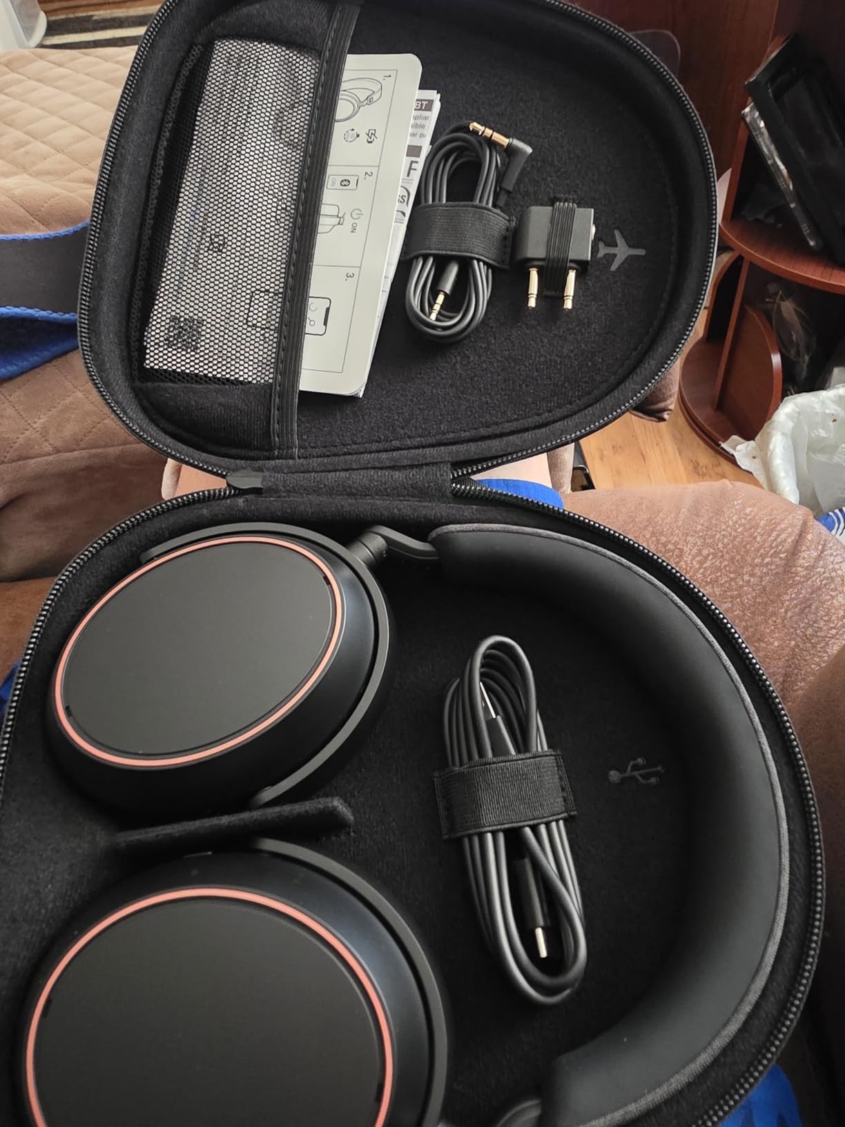 Sennheiser Momentum 4 Wireless Noise Cancelling Headphones customer photo 2