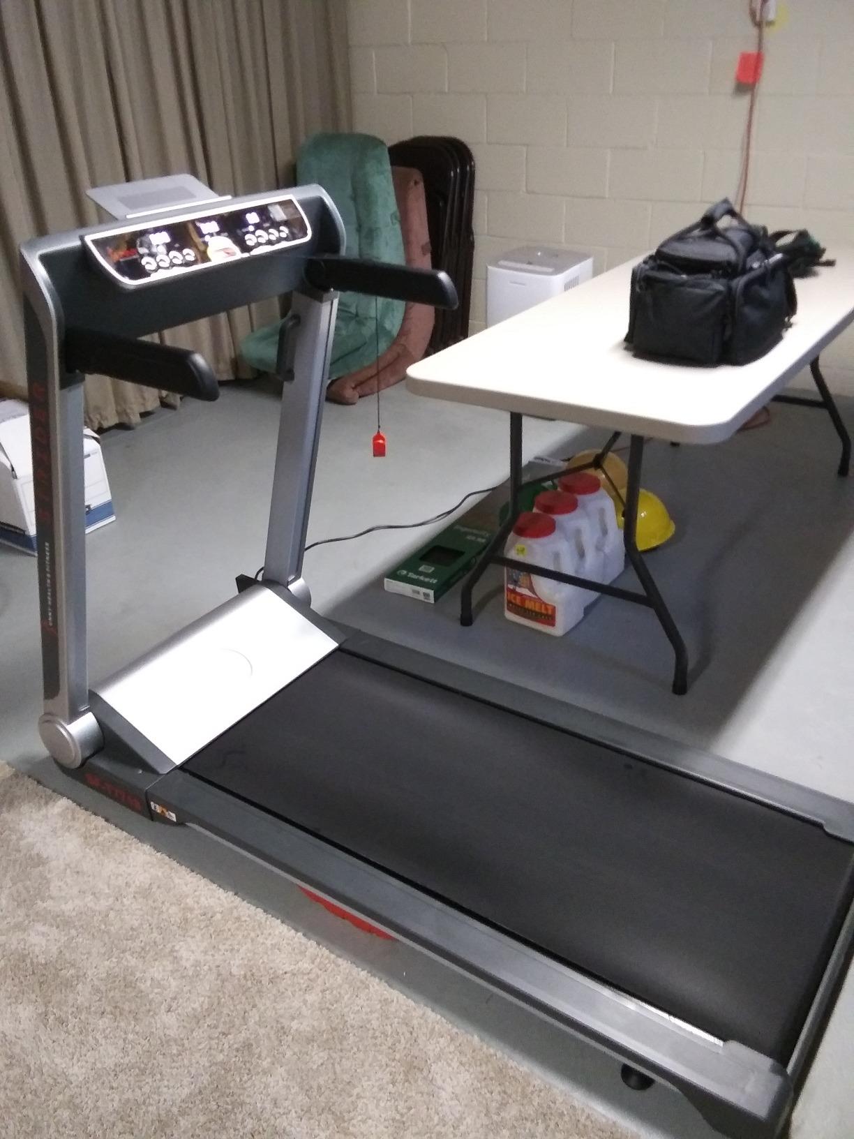 Sunny Health & Fitness Strider Foldable Treadmill, 20-Inch Wide Running Belt with Optional Exclusive SunnyFit App and Enhanced Bluetooth Connectivity customer photo 2
