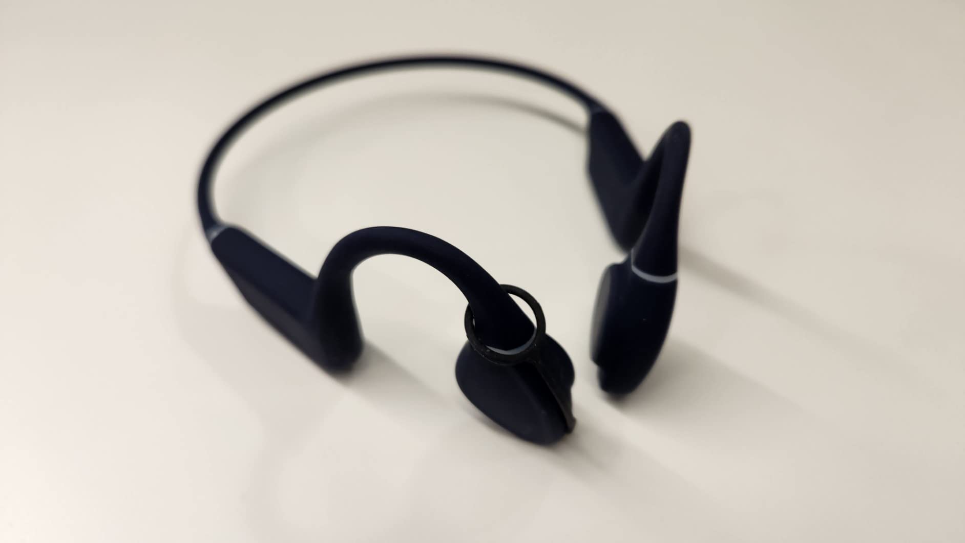 Creative Labs Outlier Free PRO Wireless Bone Conduction Headphones - Blue customer photo 1