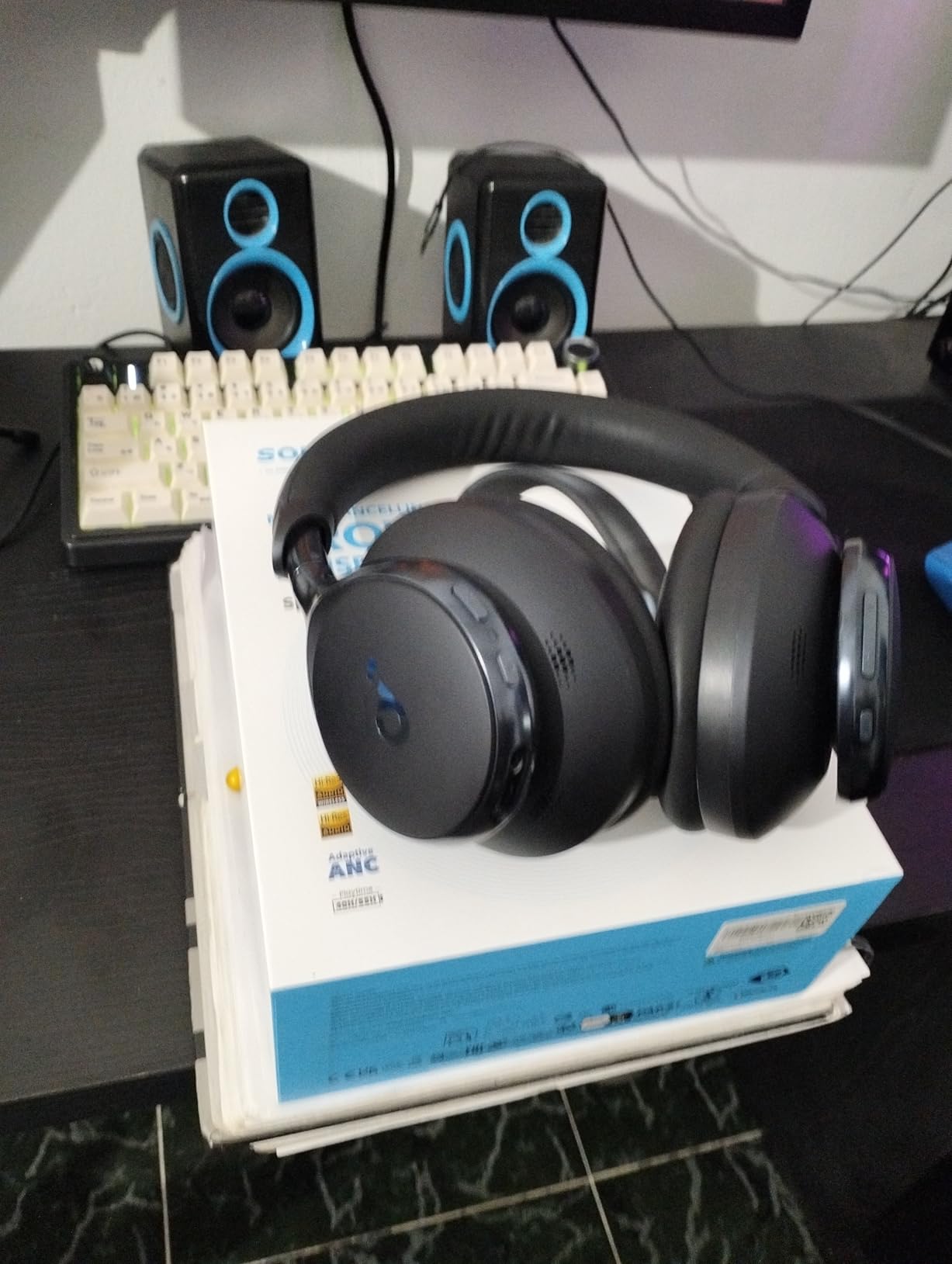 Soundcore by Anker, Space One, Active Noise Cancelling Headphones customer photo 2