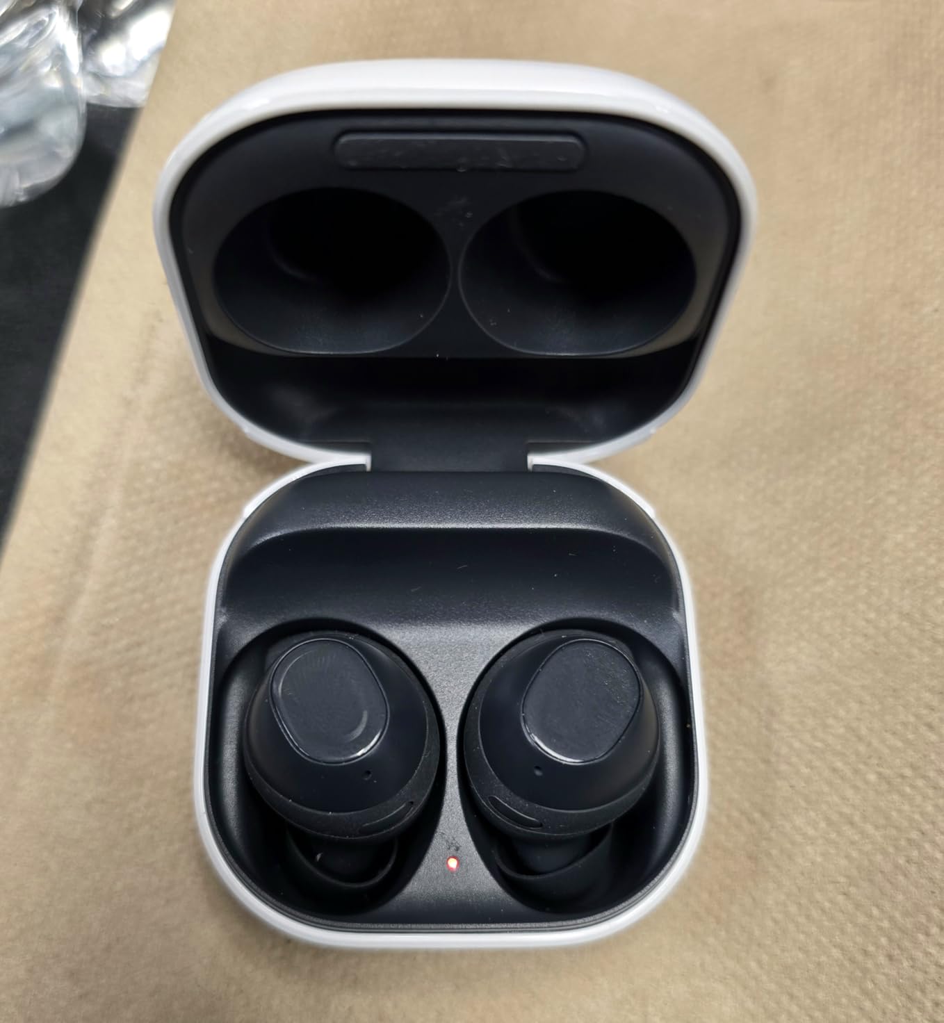 Galaxy Buds Fan Edition(FE) SM-R400, Active Noise-Cancelling, Wireless Bluetooth v5.2 Earbuds, Android 8.0 and Up - (Graphite) customer photo 2