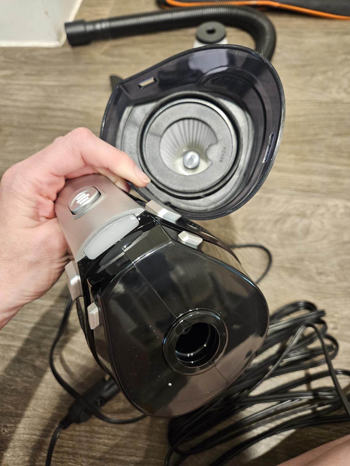 DRECELL Car Vacuum Cleaner, 7000PA Suction, DC 12V, 16.4Ft Cord, LED Light (VC008C) customer photo 2
