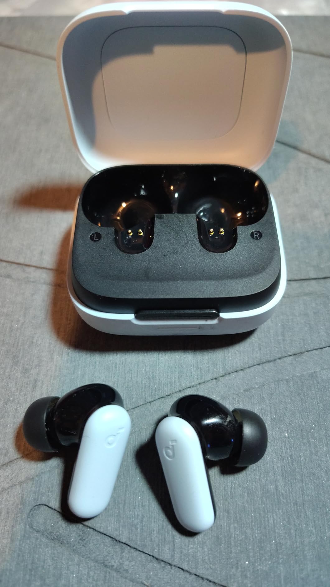 Soundcore P30i by Anker Noise Cancelling Earbuds, Strong and Smart Noise Cancelling, Powerful Bass, 45H Playtime, 2-in-1 Case and Phone Stand, IP54, Bluetooth 5.4 customer photo 2