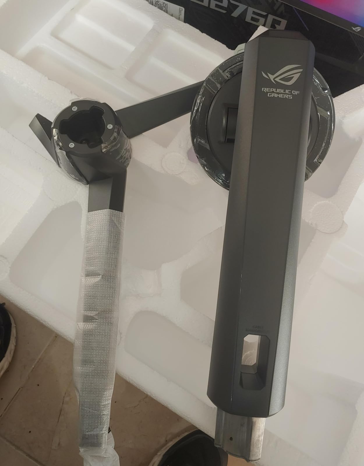 ASUS ROG Strix 34