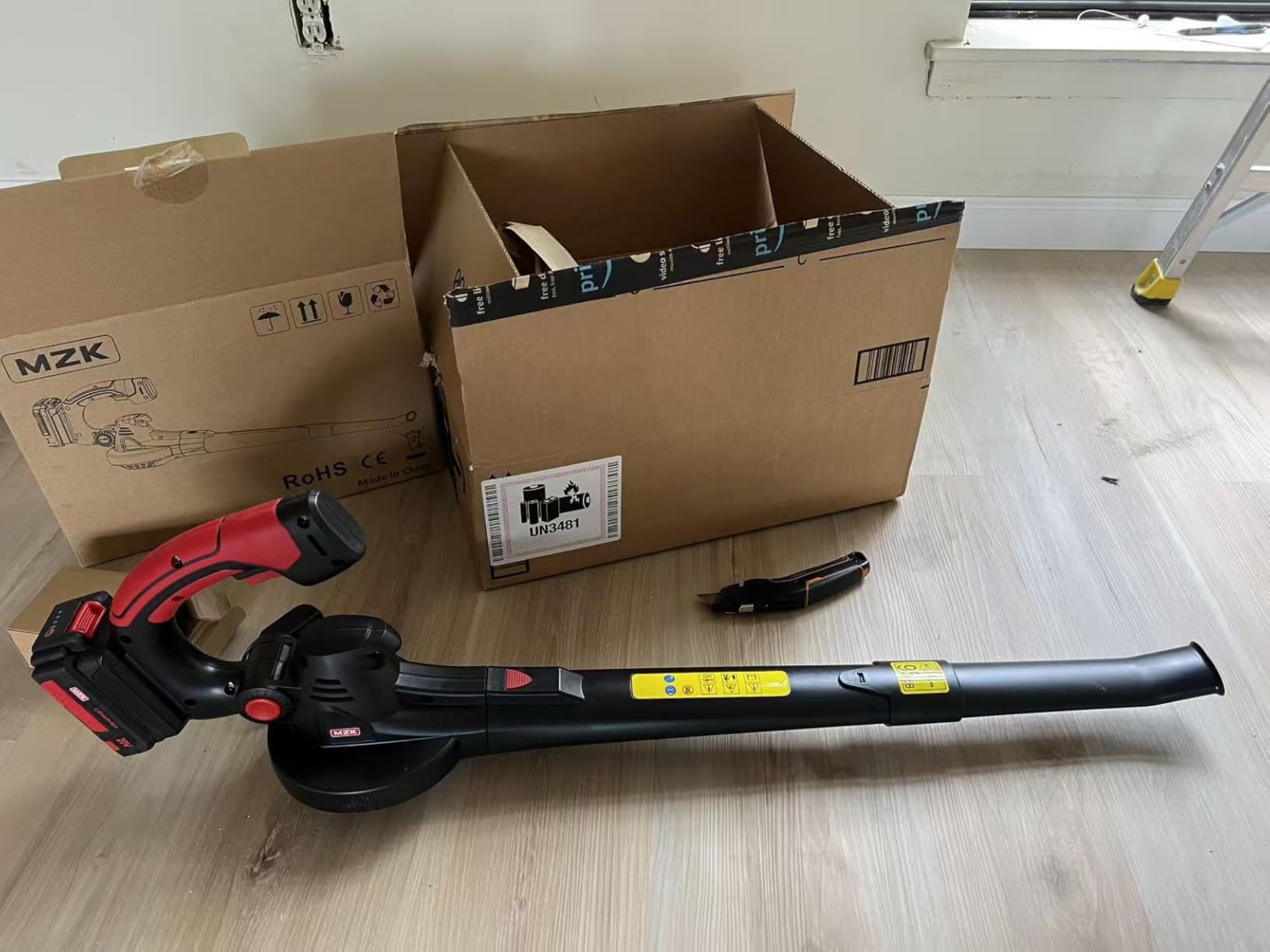 MZK Cordless 20V Leaf Blower customer photo 1
