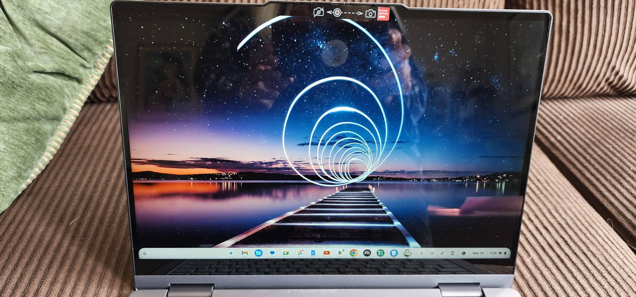 Lenovo Chromebook i - 15.3