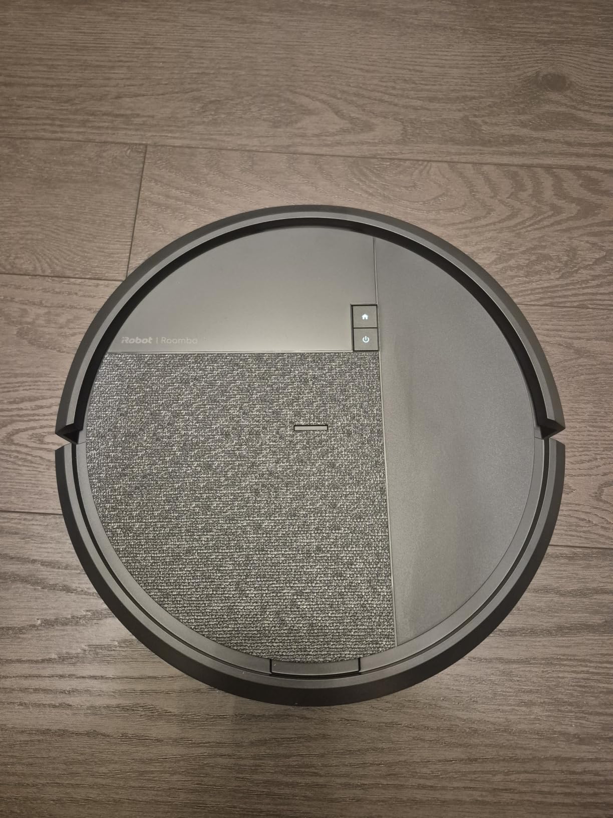 iRobot Roomba 415X Robot Vacuum & Mop Combo, 20,000Pa Suction, 3 Months AutoEmpty, Multifunction Dock Self-Cleaning & Hot Dry, Smart Obstacle Avoidance, Lifting Dual Spinning Mops, Ideal for Pet Hair customer photo 1
