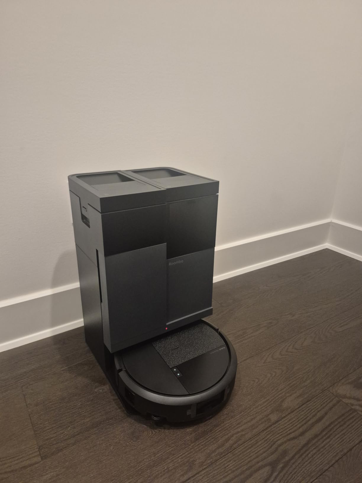 iRobot Roomba 415X Robot Vacuum & Mop Combo, 20,000Pa Suction, 3 Months AutoEmpty, Multifunction Dock Self-Cleaning & Hot Dry, Smart Obstacle Avoidance, Lifting Dual Spinning Mops, Ideal for Pet Hair customer photo 2