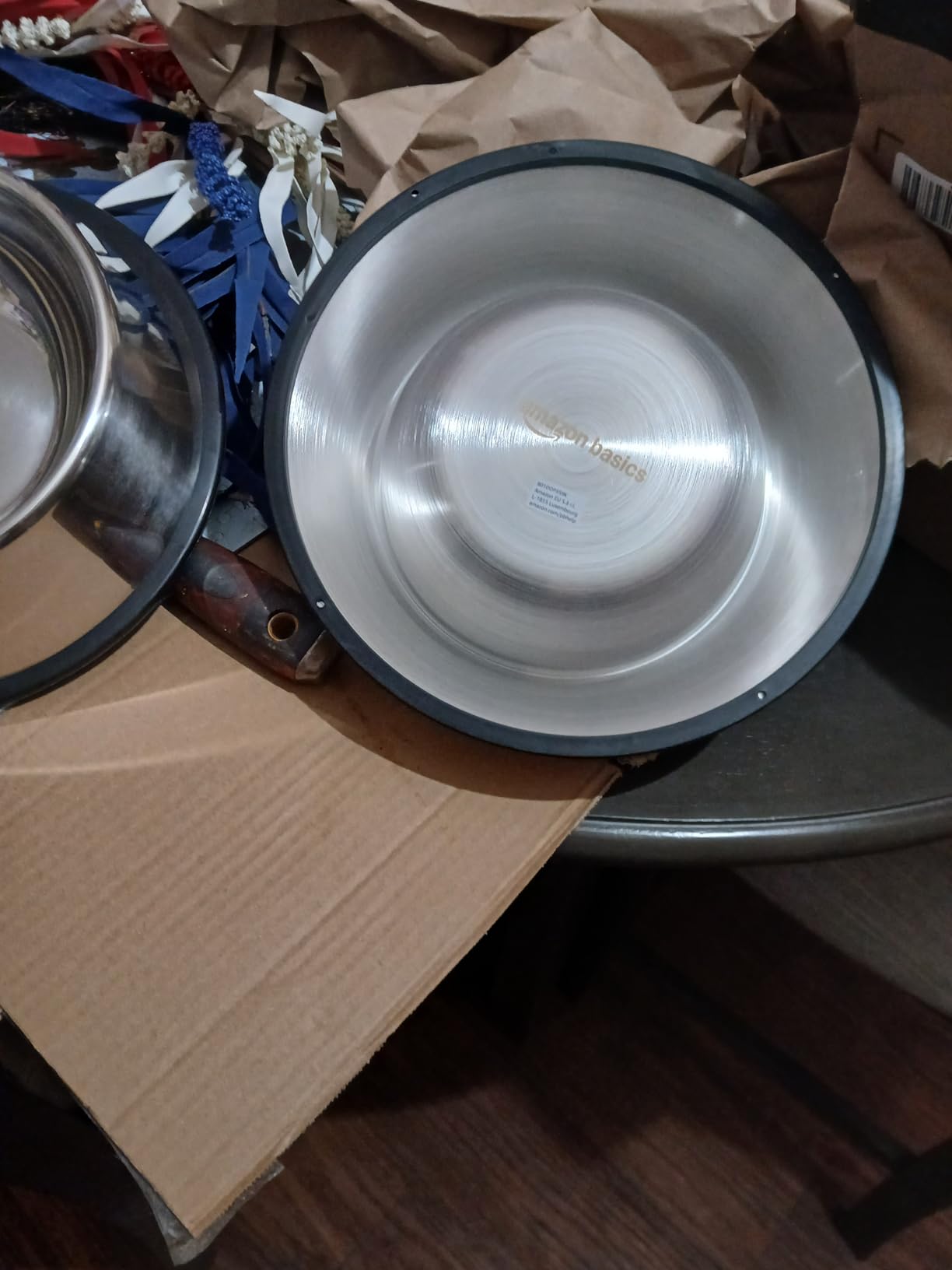 Amazon Basics Stainless Steel Non-Skid Dog Bowl, Dishwasher Safe, Rust Resistant customer photo 1