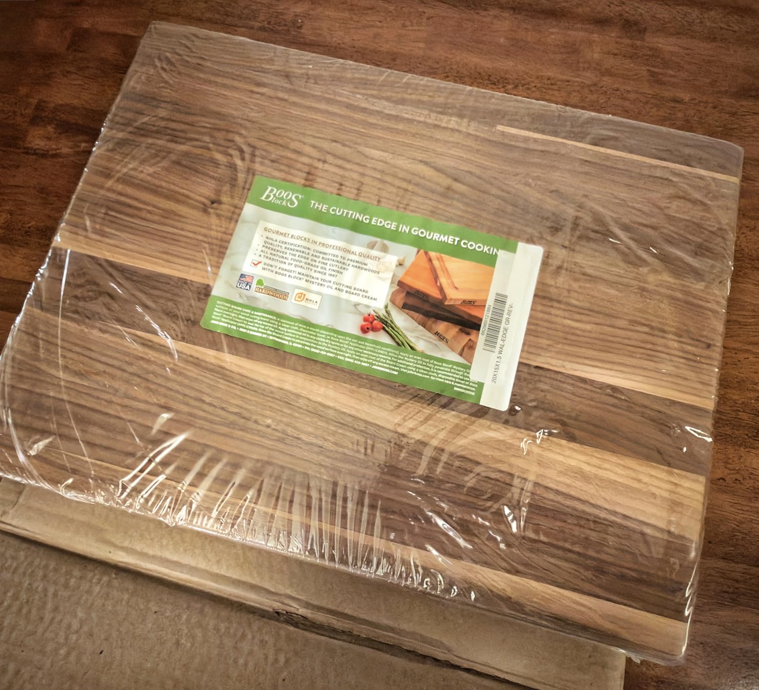 John Boos R-Board Series Rectangular Wooden Maple Cutting Board 24”x18” – 1.5” Thick, 18-lb Reversible Butcher Block with Edge-Grain & Finger Grips – Made in the USA customer photo 1