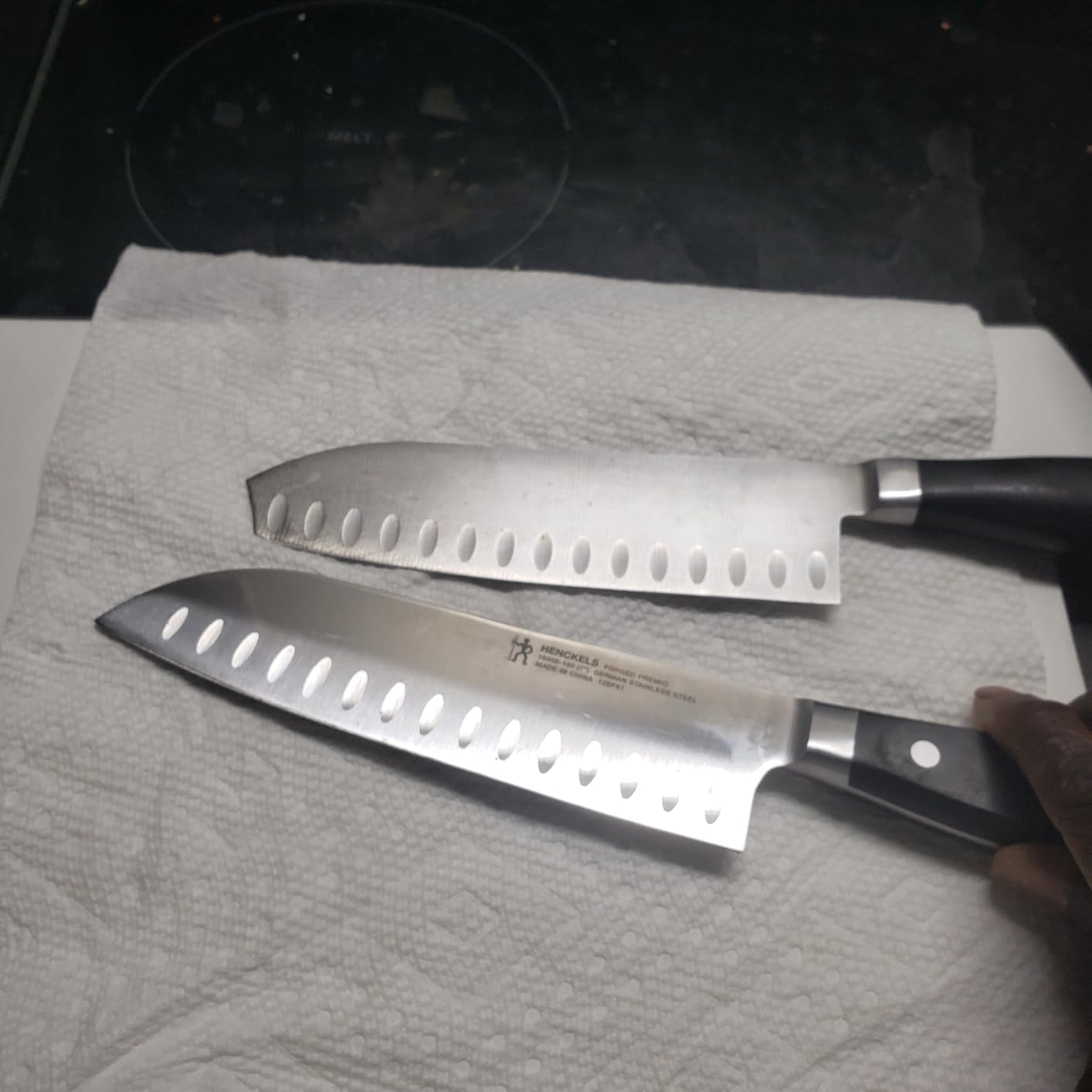HENCKELS Classic Razor-Sharp Hollow Edge Santoku Knife 7 inch, German Engineered Informed by 100+ Years of Mastery customer photo 2