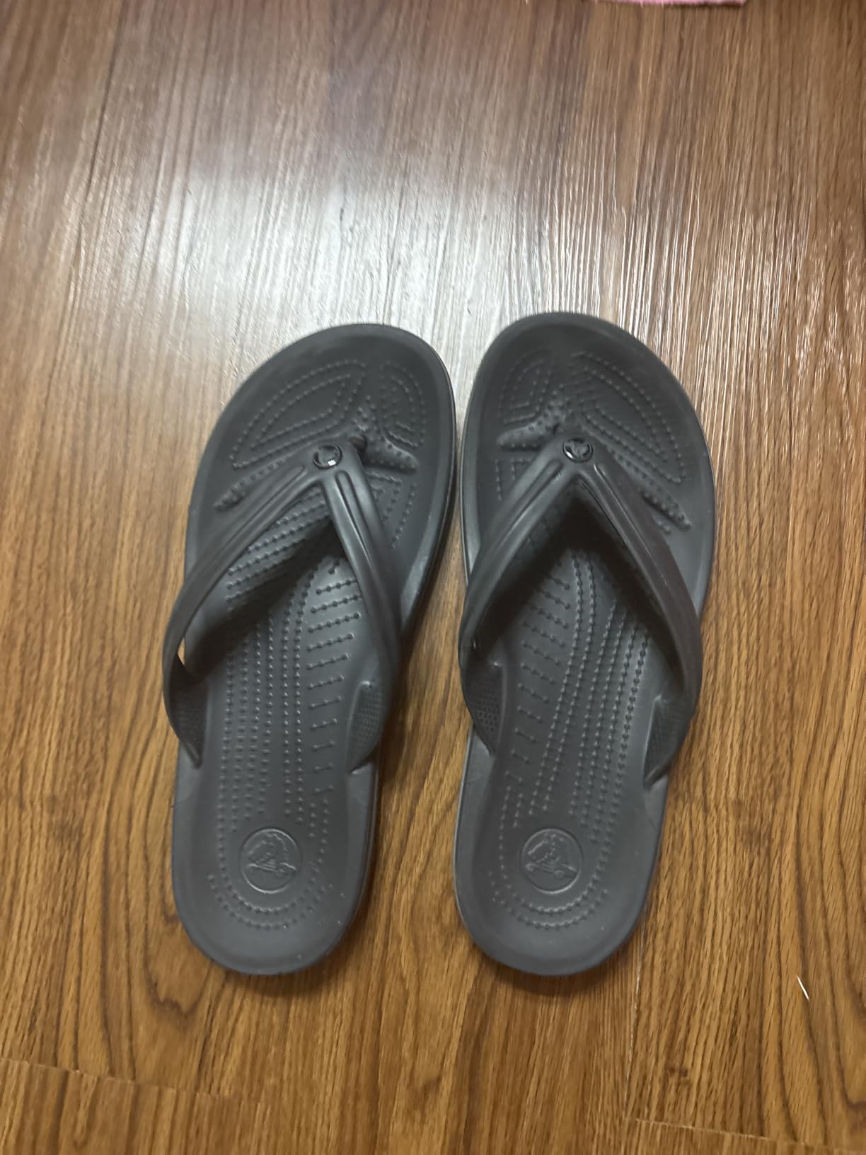 Crocs Unisex-Adult Crocband Flip Flop | Slip-on Sandals | Shower Shoes customer photo 1