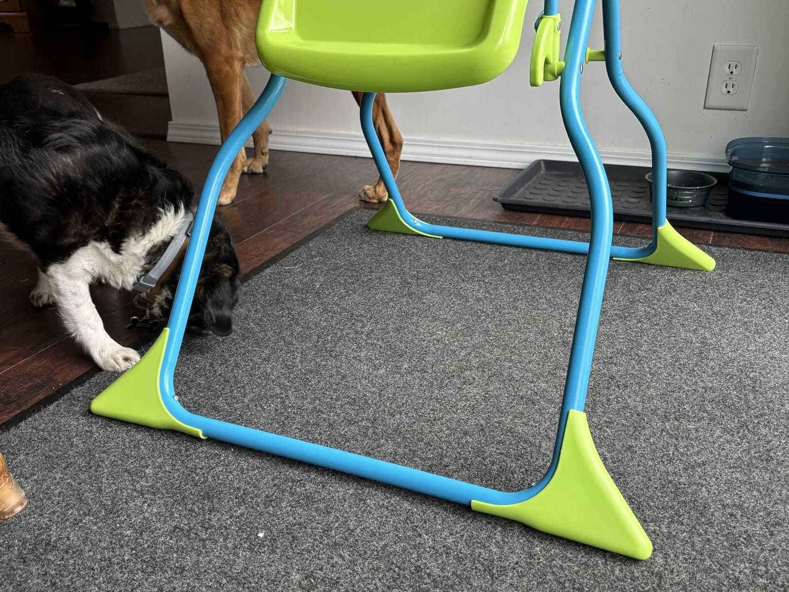 Cosco Kids Simple Fold Folding High Chair for Babies and Toddlers (from 6 Months to 50 lbs) Simple Fold Deluxe with 3-Position Tray, Portable High Chair, Monster Syd customer photo 1