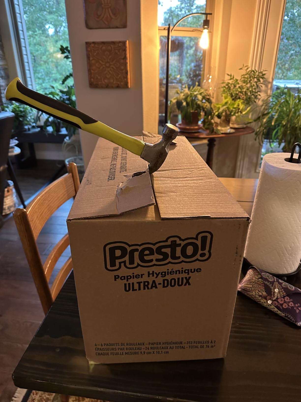 Amazon Brand - Presto! 2-Ply Ultra-Soft Toilet Paper, Septic-Safe, 24 Family Mega Rolls = 120 Regular Rolls, 308 Sheets, Unscented, Pack of 4 customer photo 2